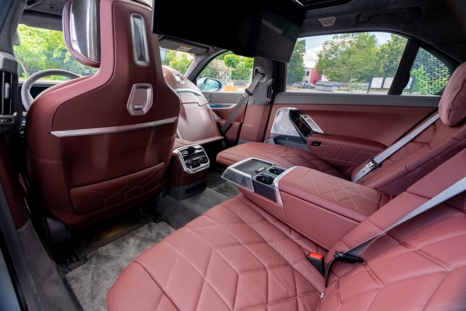 Limousine BMW i7 xDrive 60 (electric) Innenansicht Sitze hinten.